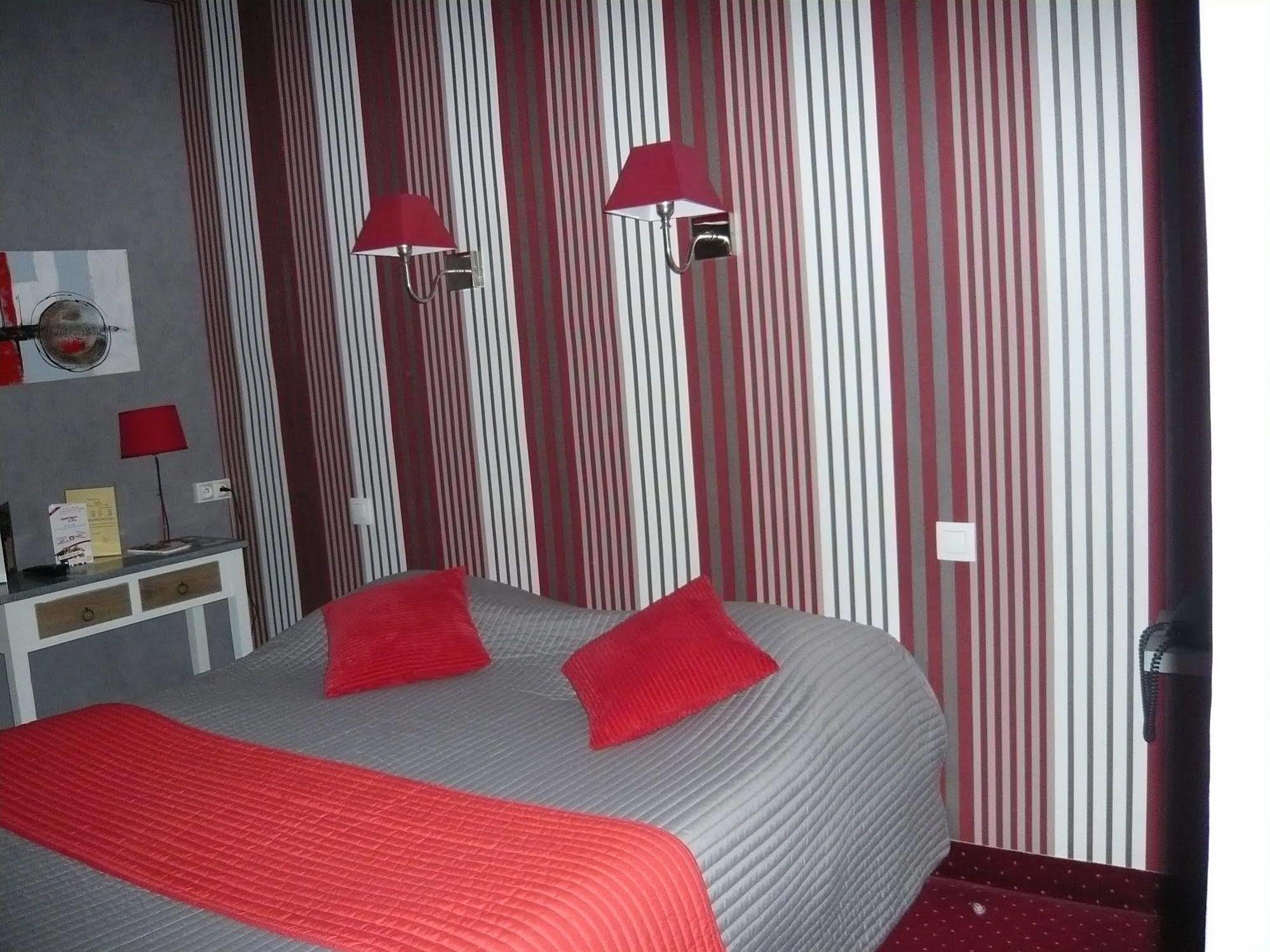 Hotel - Restaurant Saint Jacques Blois Exteriér fotografie